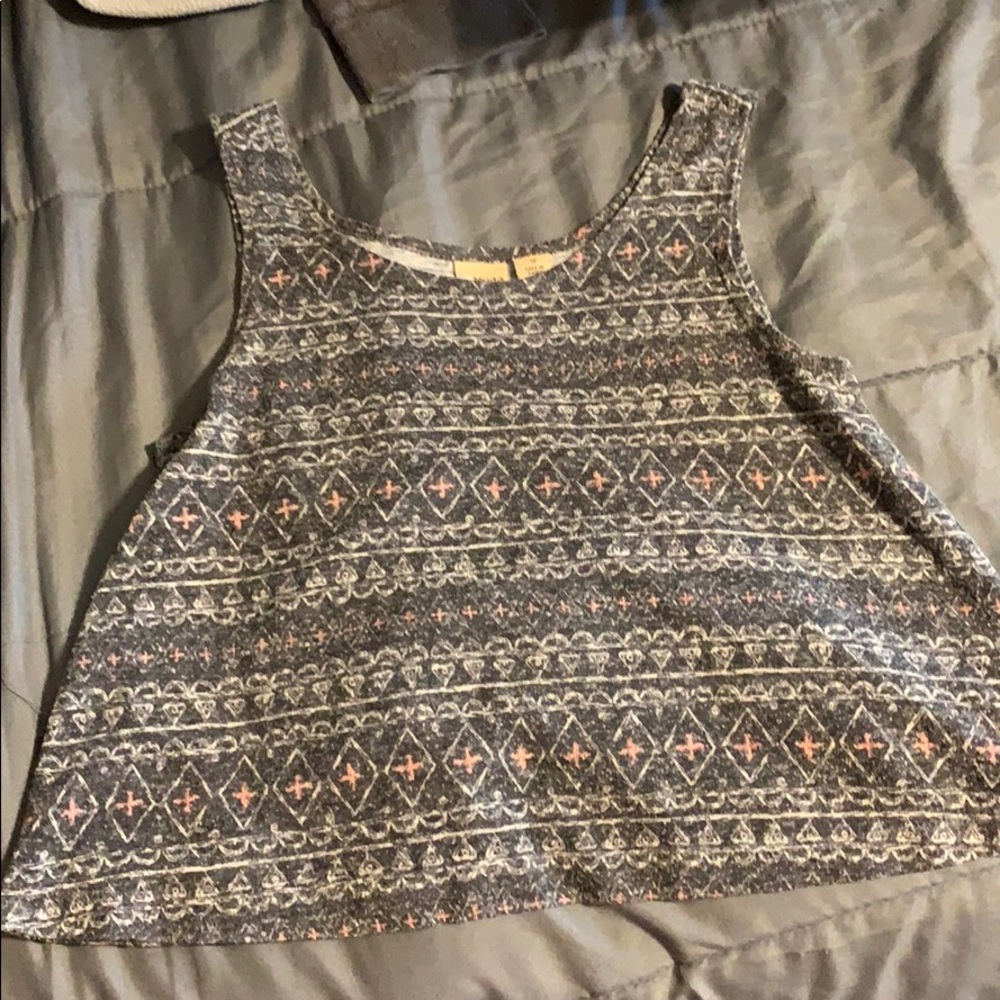 cropped mudd tank!